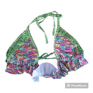 Chikolat Beachwear Villa House Ruffle Bikini Swim Top